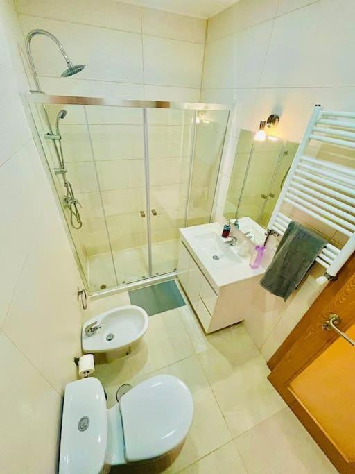 Lisbon 67 Amazing Family Flat In Great Location City Center Luaran gambar